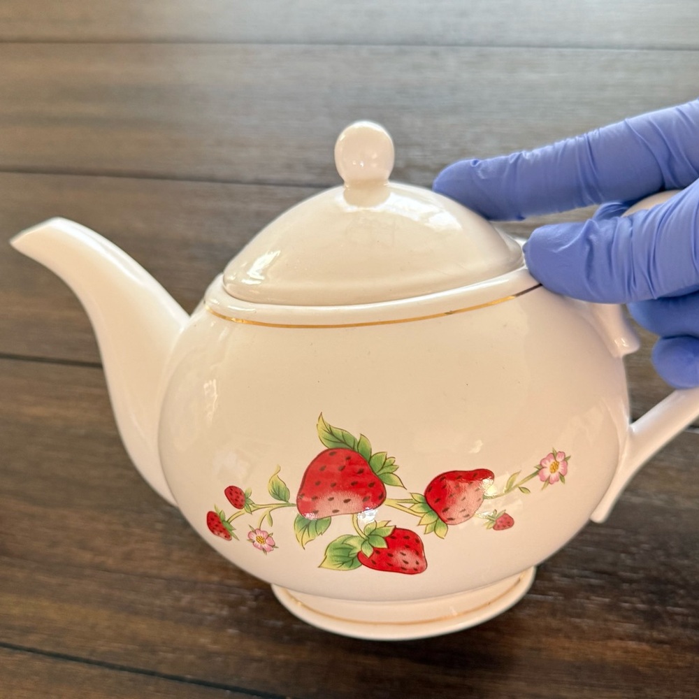 Vintage Teleflora collectible porcelain teapot